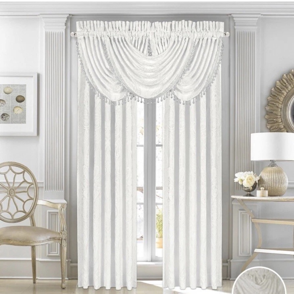 J Queen Bianco Valance (2)